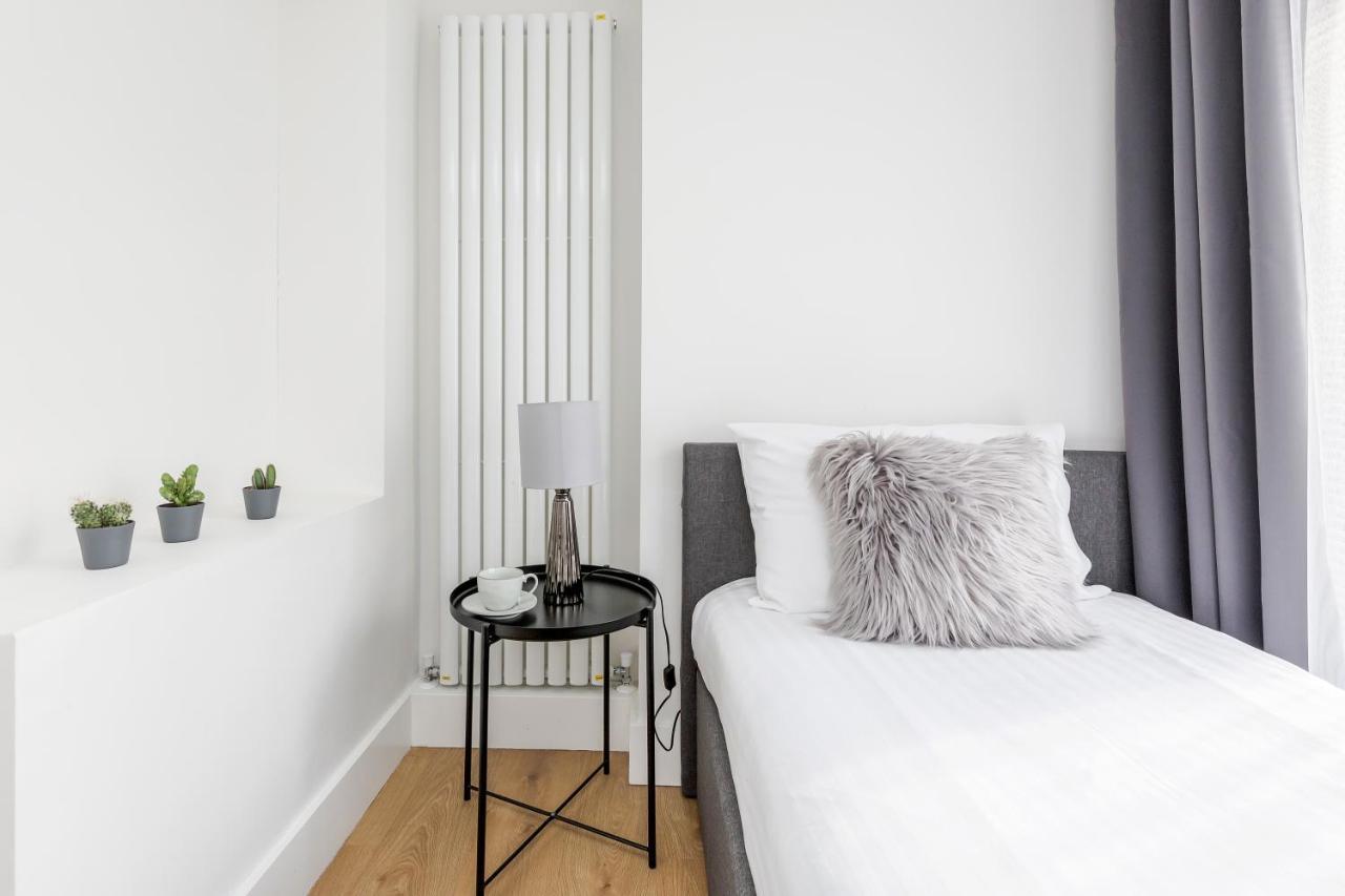 2 Bedrooms Serviced Apartment Excel Exhibition Centre, O2 Arena, Stratford Olympic City, Forest Gate, Central London Eksteriør bilde